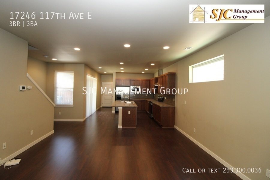 Well maintained two story home in South Hill property image