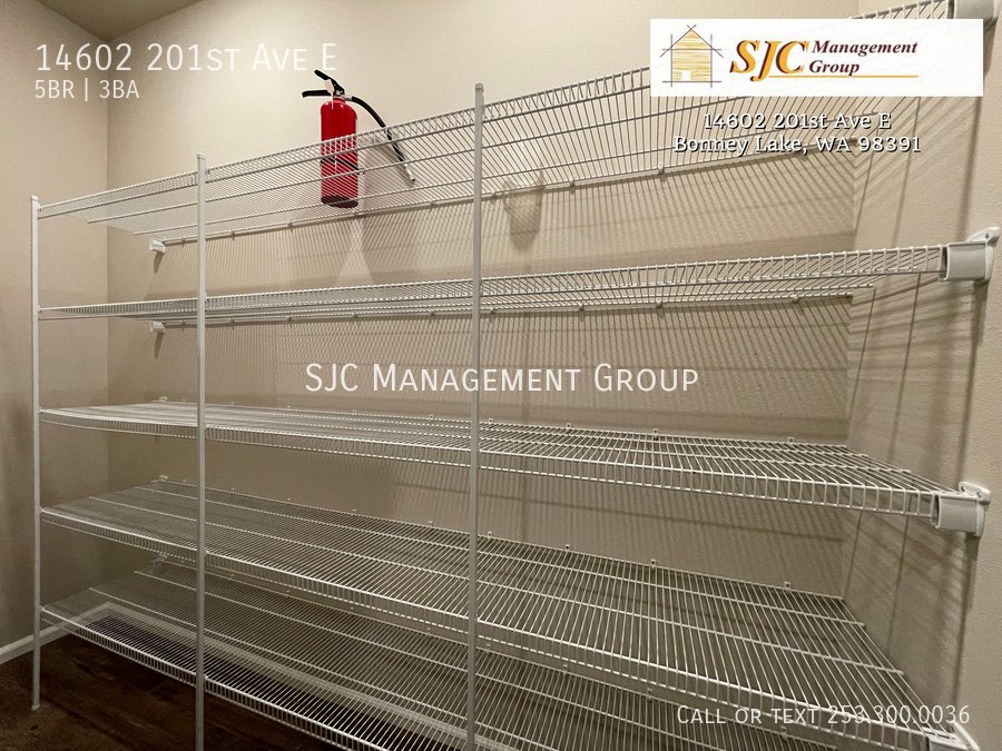 Five bedroom home for rent in Bonney Lake property image