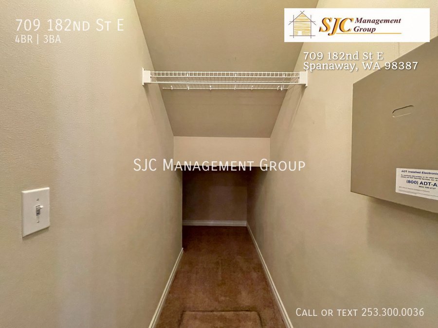 Four bedroom home for rent in Spanaway property image