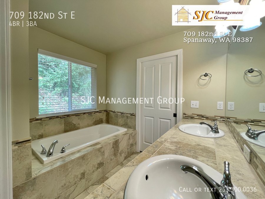 Four bedroom home for rent in Spanaway property image