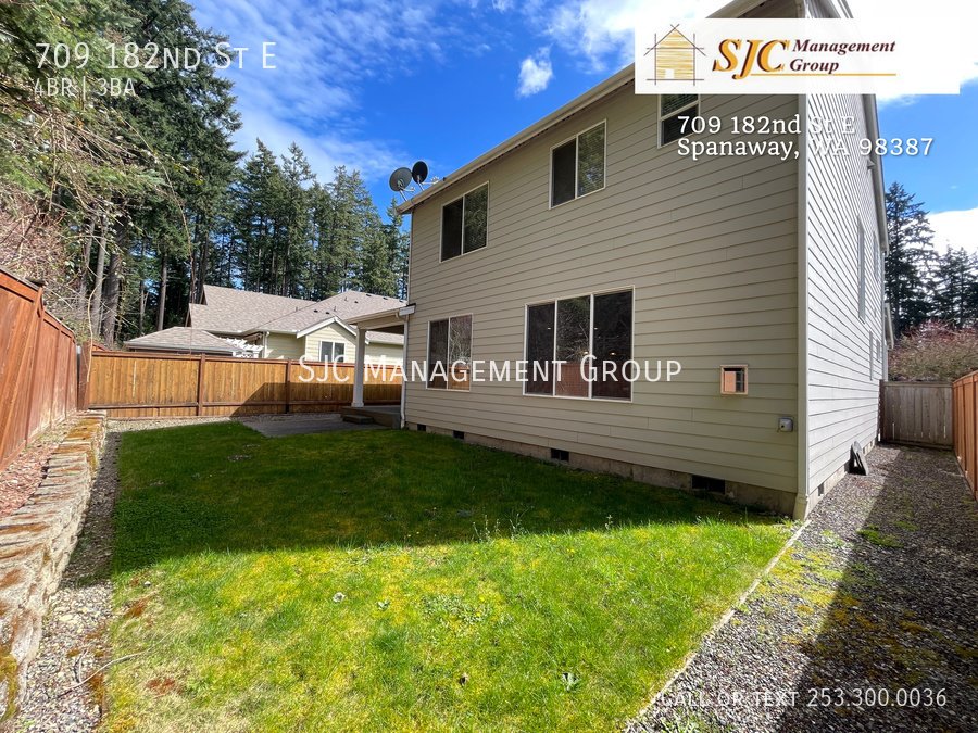 Four bedroom home for rent in Spanaway property image