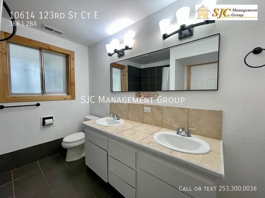 Three Bedroom 1.5 Bath Home for Rent South Hill Puyallup property image