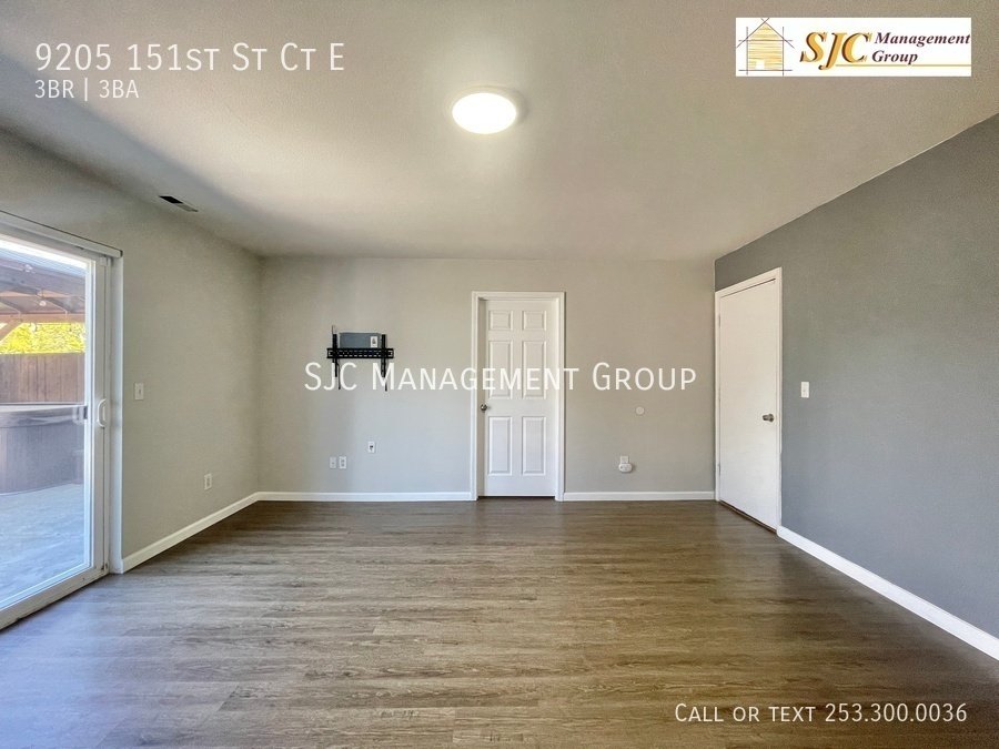 Three bedroom three bath home for rent in South Hill Puyallup property image