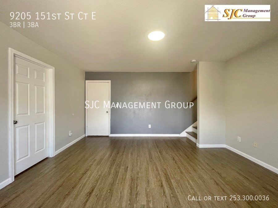 Three bedroom three bath home for rent in South Hill Puyallup property image