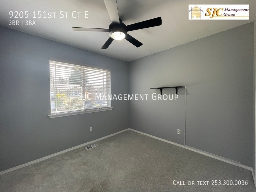 Three bedroom three bath home for rent in South Hill Puyallup property image