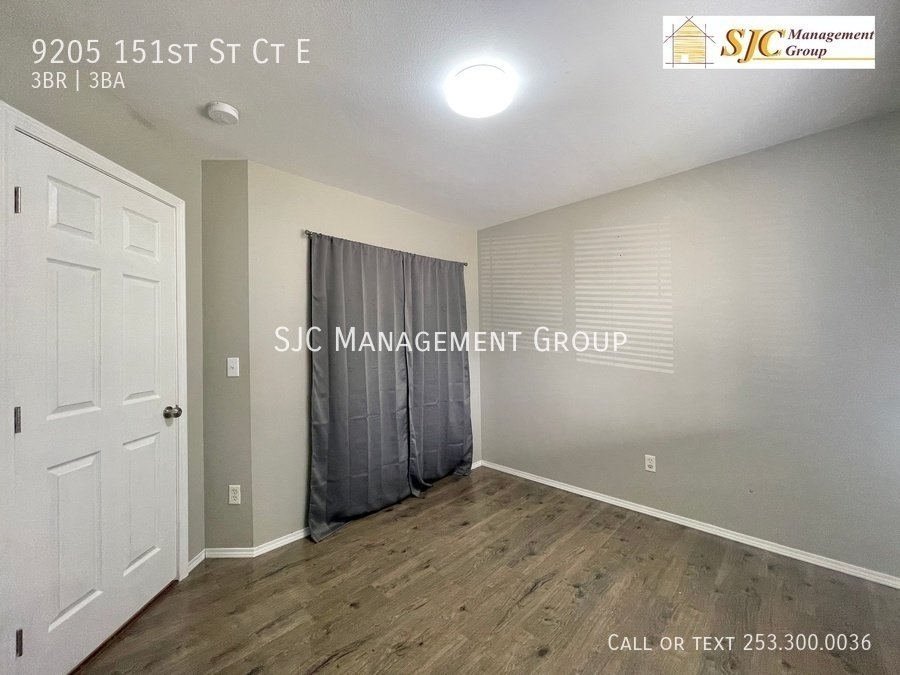 Three bedroom three bath home for rent in South Hill Puyallup property image