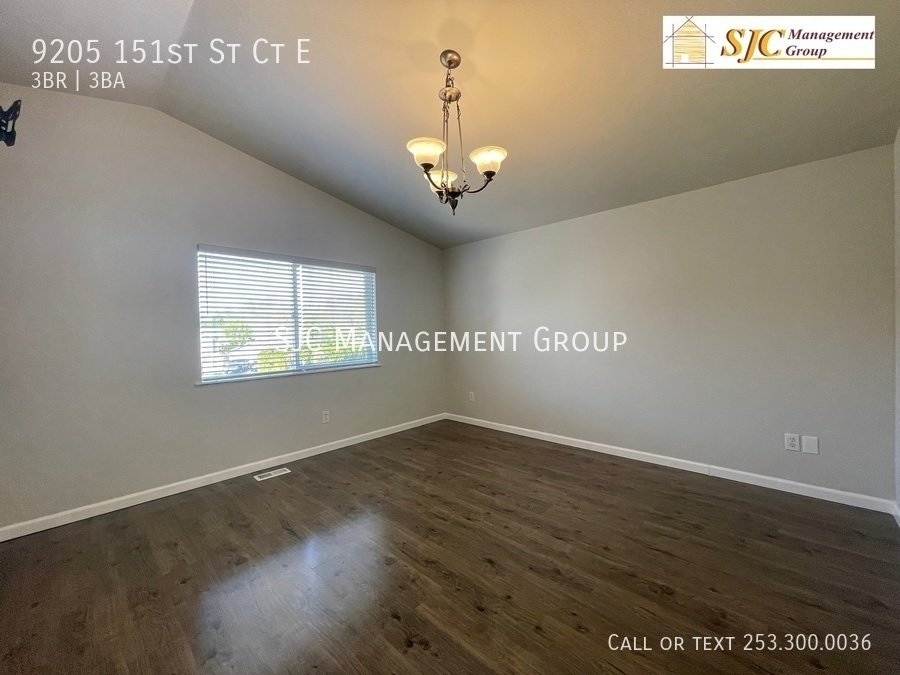 Three bedroom three bath home for rent in South Hill Puyallup property image