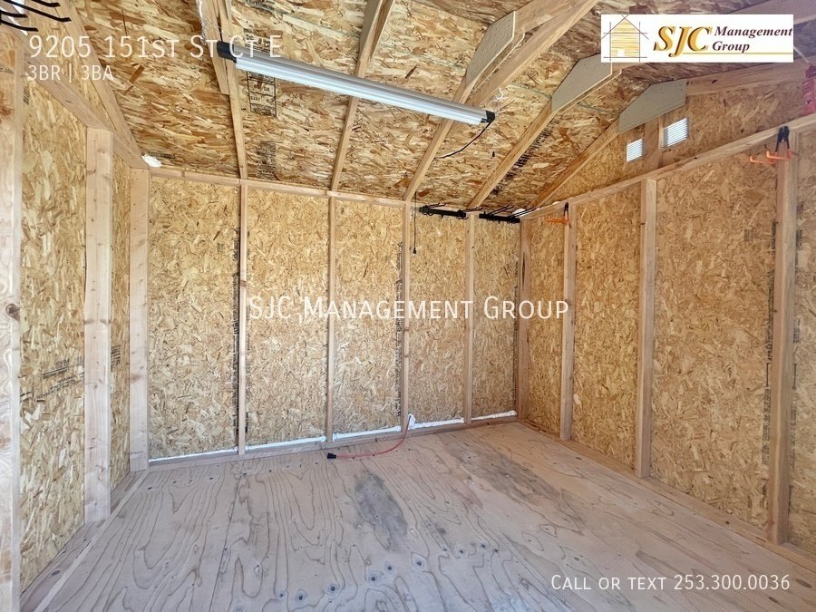 Three bedroom three bath home for rent in South Hill Puyallup property image