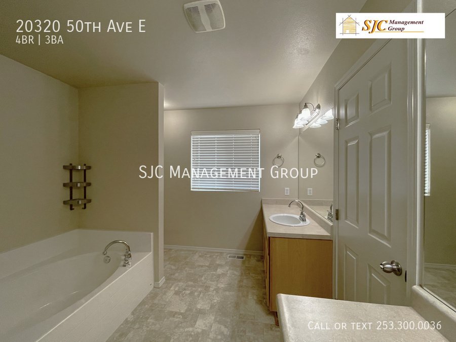 4 Bedroom Spanaway Area Home property image