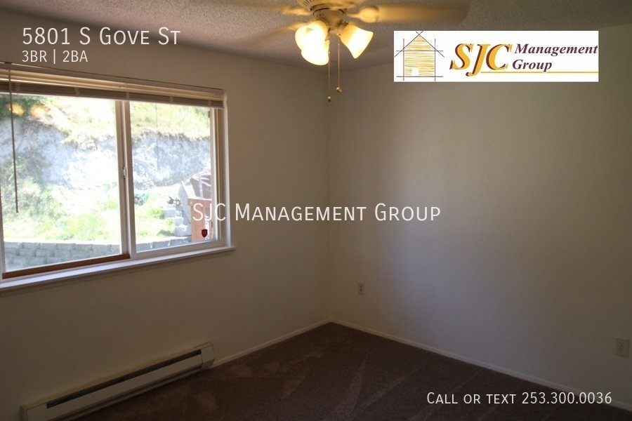 Three bedroom + bonus room, 2 bath home for rent is Tacoma property image
