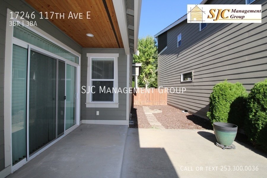 Well maintained two story home in South Hill property image