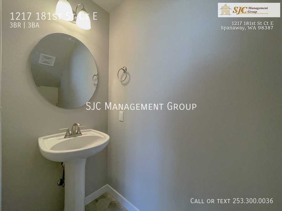 Updated 3 Bedroom, 2.5 Bath Home in Spanaway property image