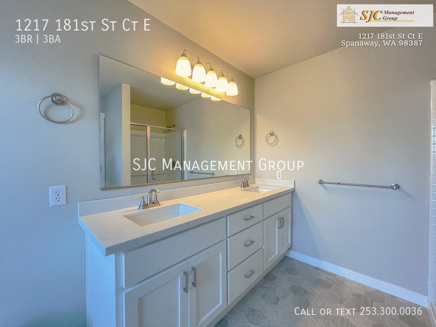 Updated 3 Bedroom, 2.5 Bath Home in Spanaway property image