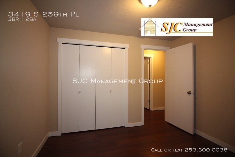 One story home for rent in Kent. property image