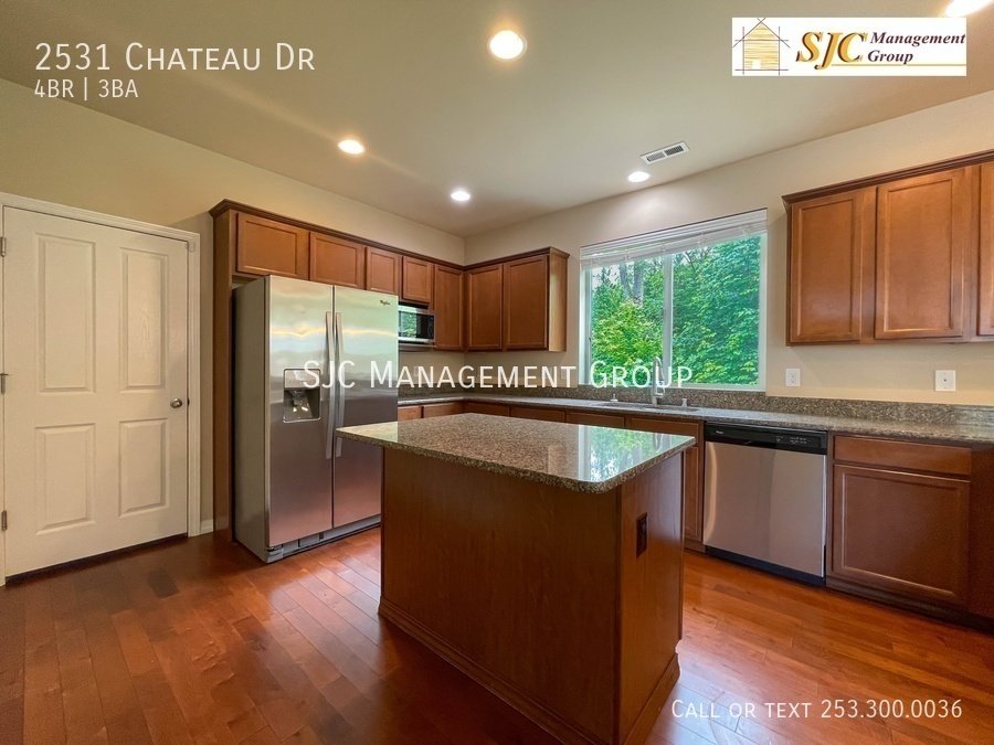 Four bedroom home for rent in Puyallup property image