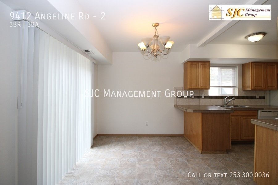 Townhome for rent in Bonney Lake property image