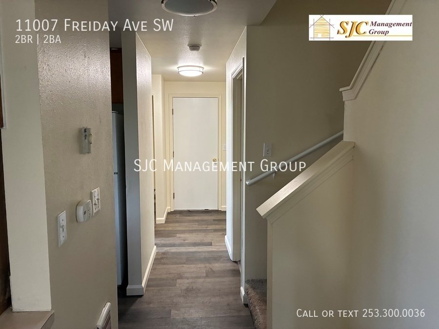 Two bedroom 1.5 bath townhome for rent Lakewood property image