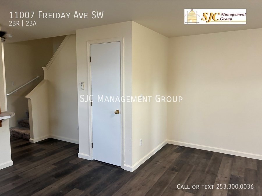Two bedroom 1.5 bath townhome for rent Lakewood property image