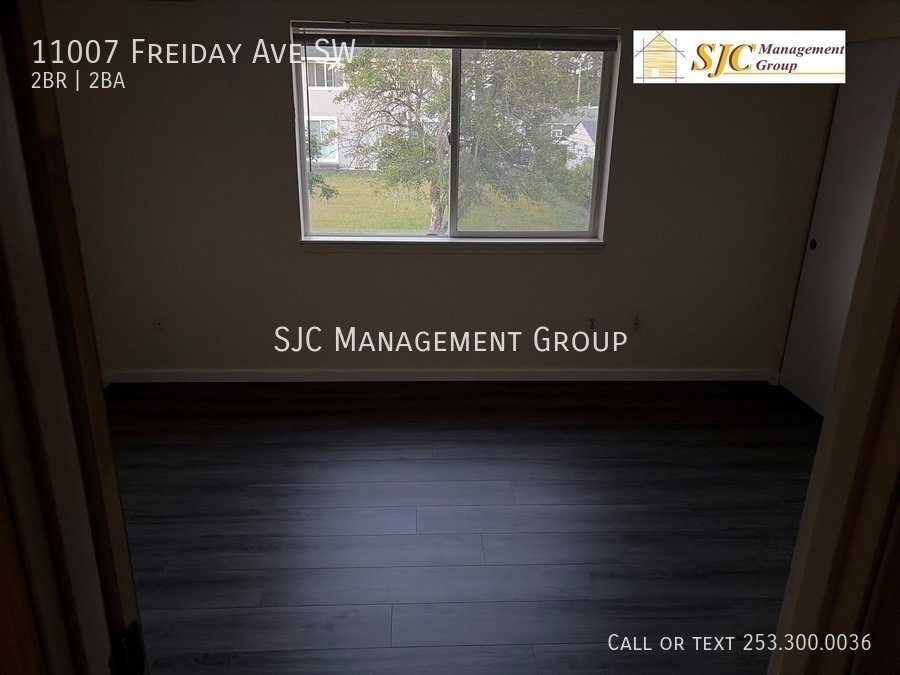 Two bedroom 1.5 bath townhome for rent Lakewood property image