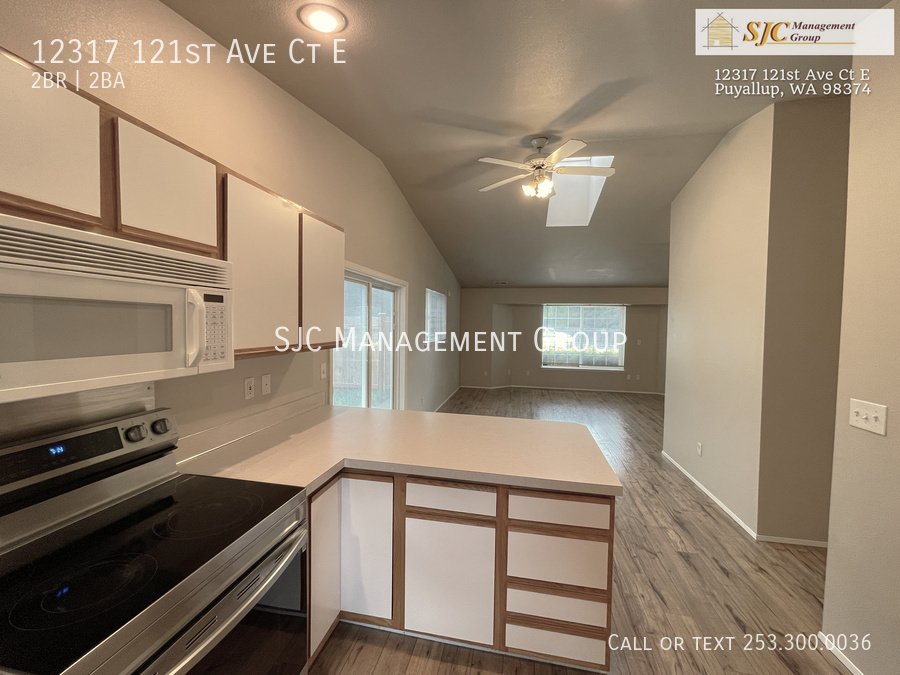 2 Bedroom 2 Bath Duplex. Great Location! property image