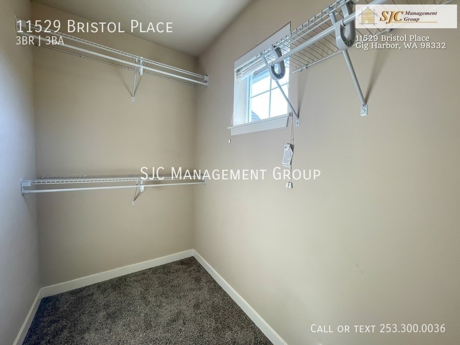 Gorgeous 3 Bedroom Gig Harbor Townhome property image