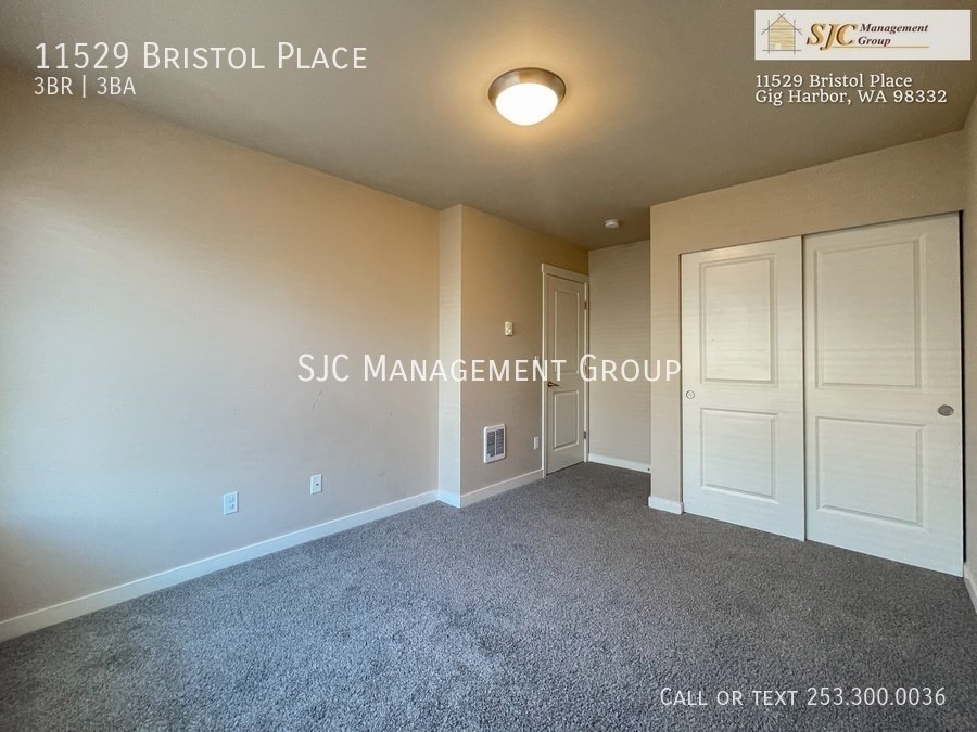 Gorgeous 3 Bedroom Gig Harbor Townhome property image