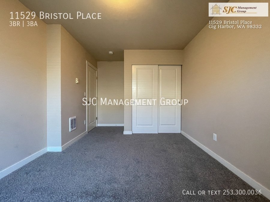 Gorgeous 3 Bedroom Gig Harbor Townhome property image