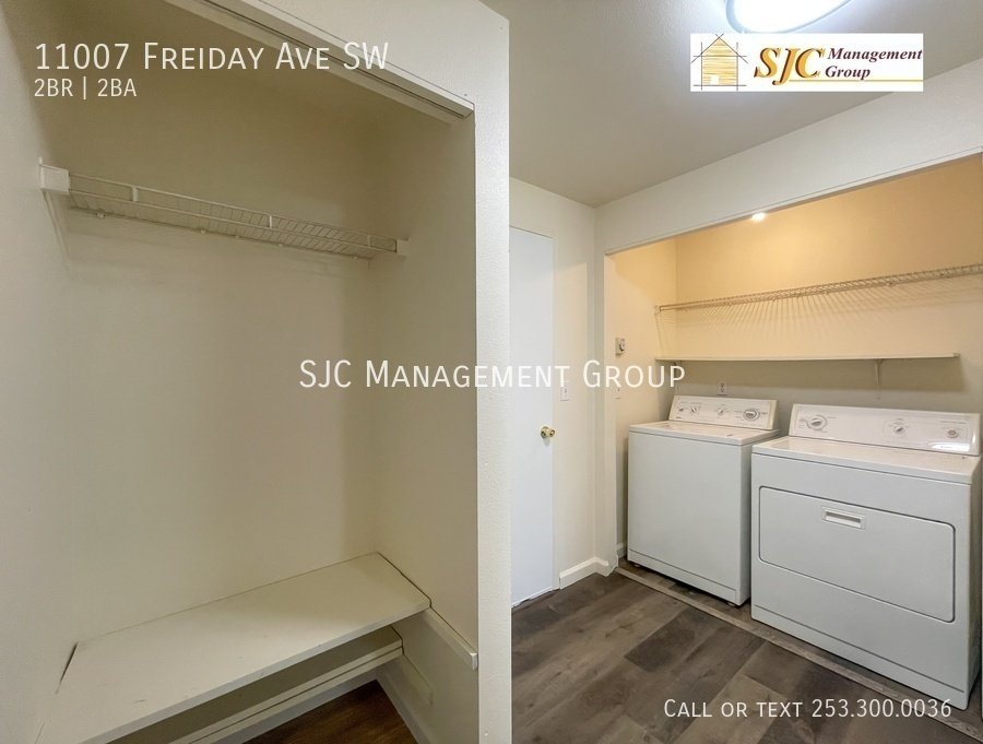 Two bedroom 1.5 bath townhome for rent Lakewood property image