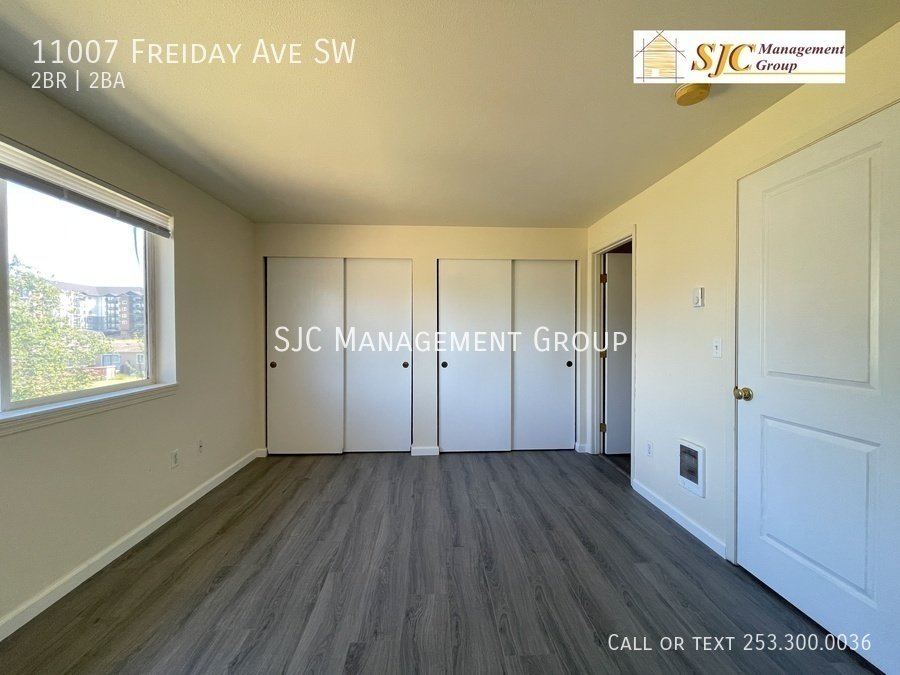 Two bedroom 1.5 bath townhome for rent Lakewood property image