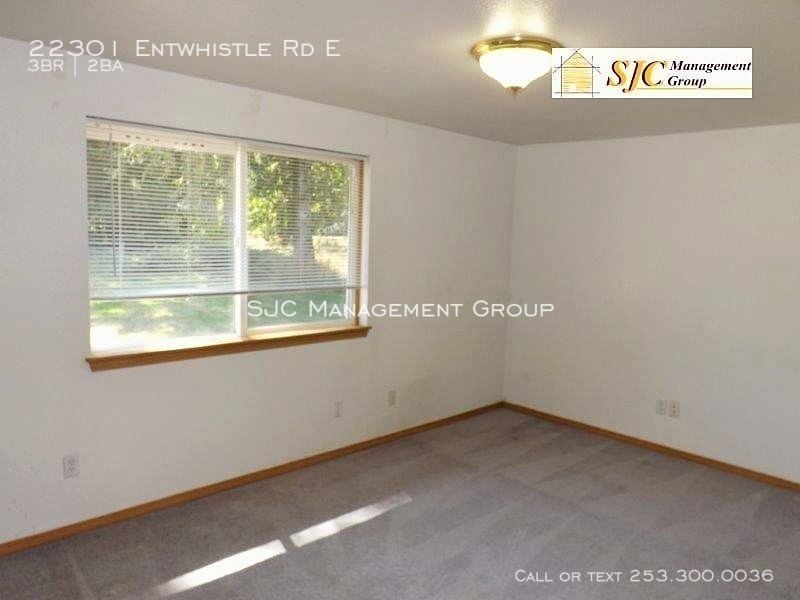 3+ bedroom 1.75 bath home in Buckley for rent property image