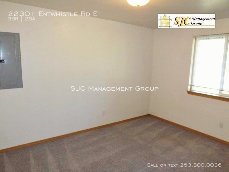 3+ bedroom 1.75 bath home in Buckley for rent property image