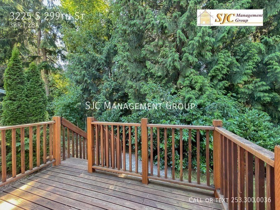 Three bedroom 2 bath home for rent West hill Auburn property image