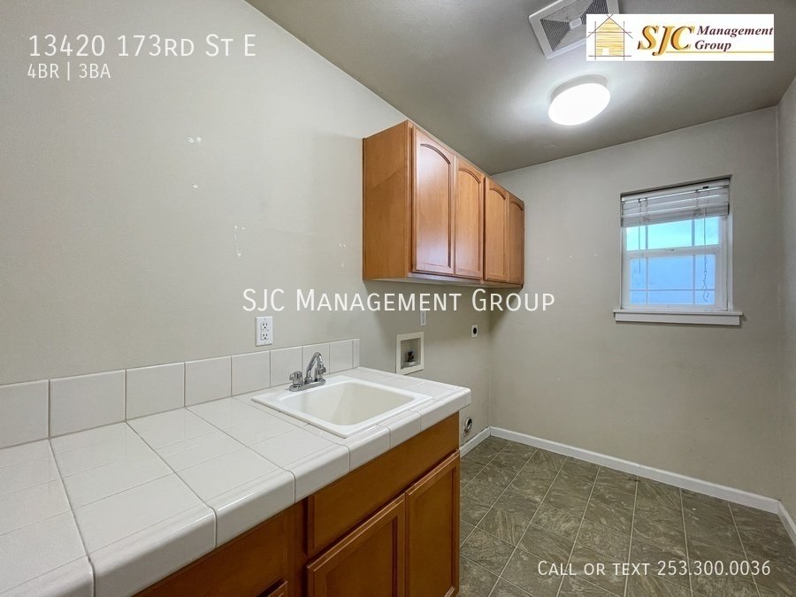 Four bedroom house in Puyallup property image