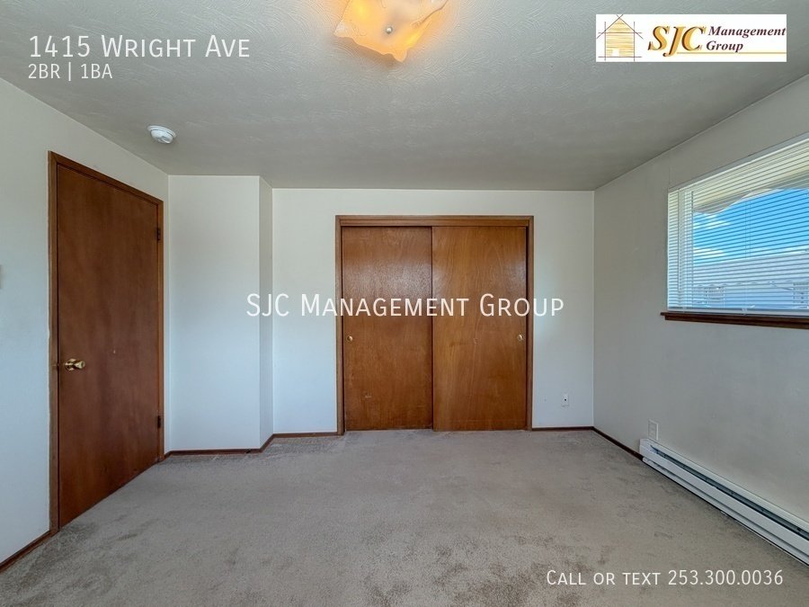 Two bedroom one bath duplex in Sumner property image