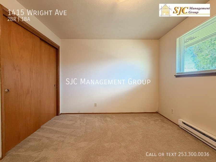 Two bedroom one bath duplex in Sumner property image