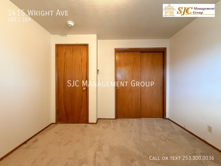 Two bedroom one bath duplex in Sumner property image