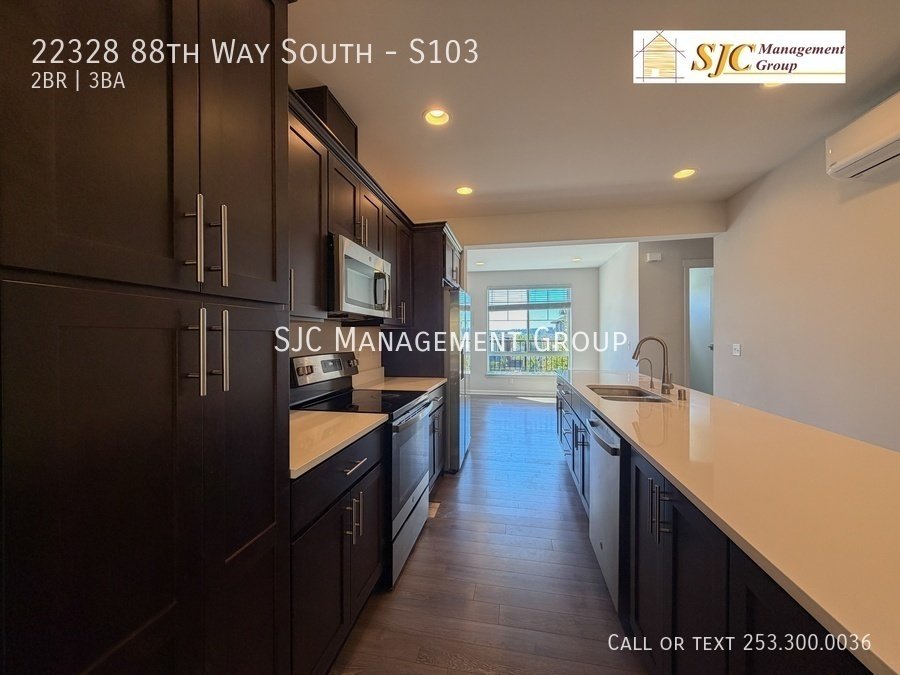 Two bed 2.5 bath townhome for rent in Kent property image