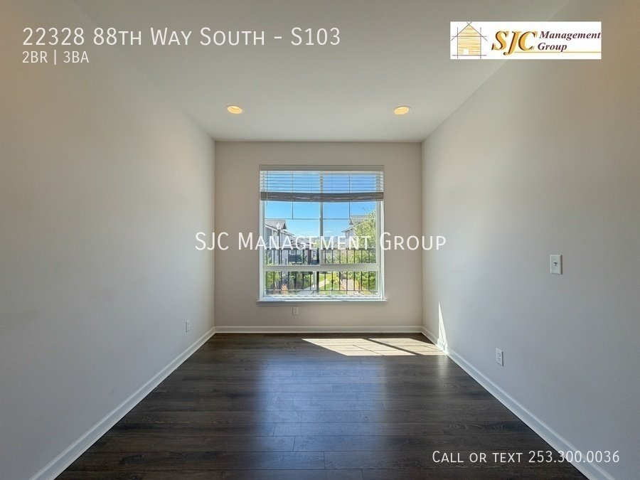 Two bed 2.5 bath townhome for rent in Kent property image