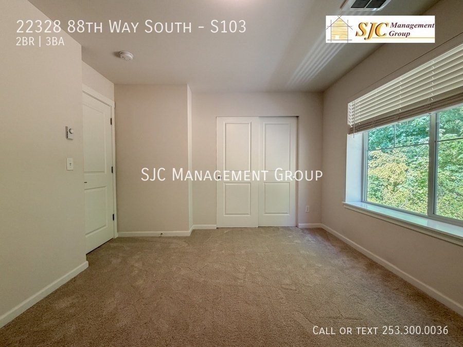 Two bed 2.5 bath townhome for rent in Kent property image