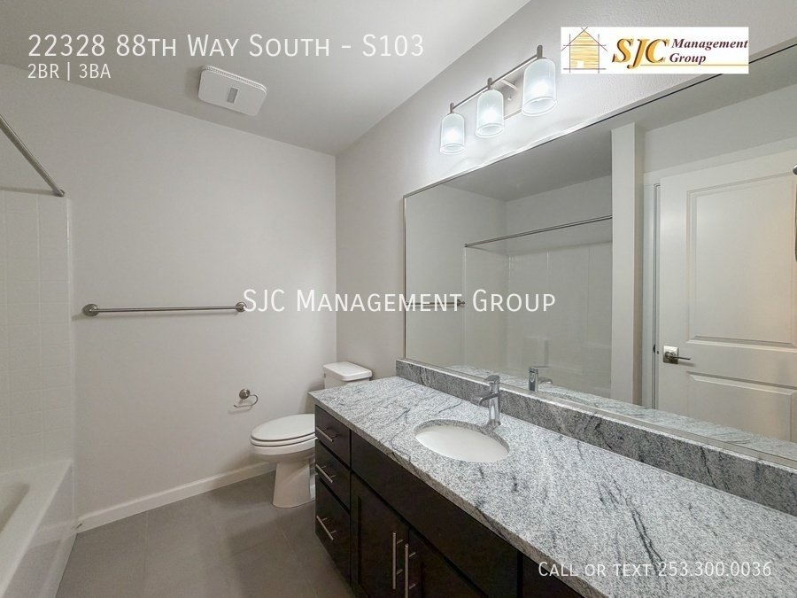 Two bed 2.5 bath townhome for rent in Kent property image