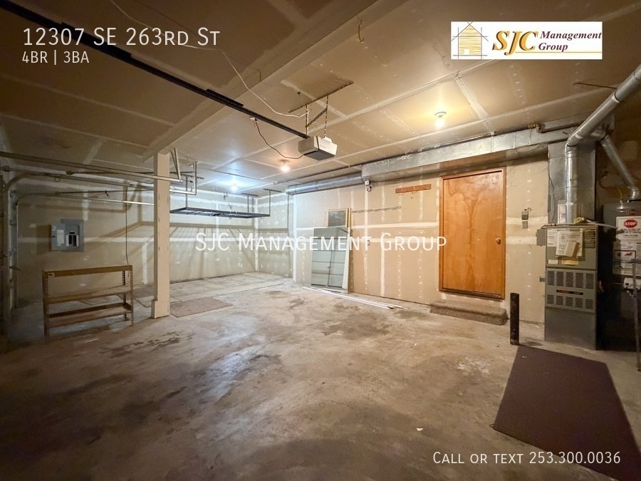 Four Bedroom 2.5 bath home for rent in Kent property image