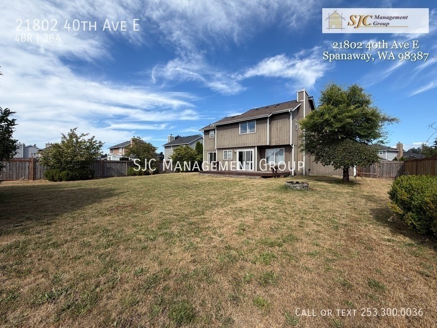 Spacious 4 bedroom Spanaway home, Huge yard property image