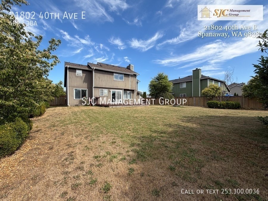 Spacious 4 bedroom Spanaway home, Huge yard property image