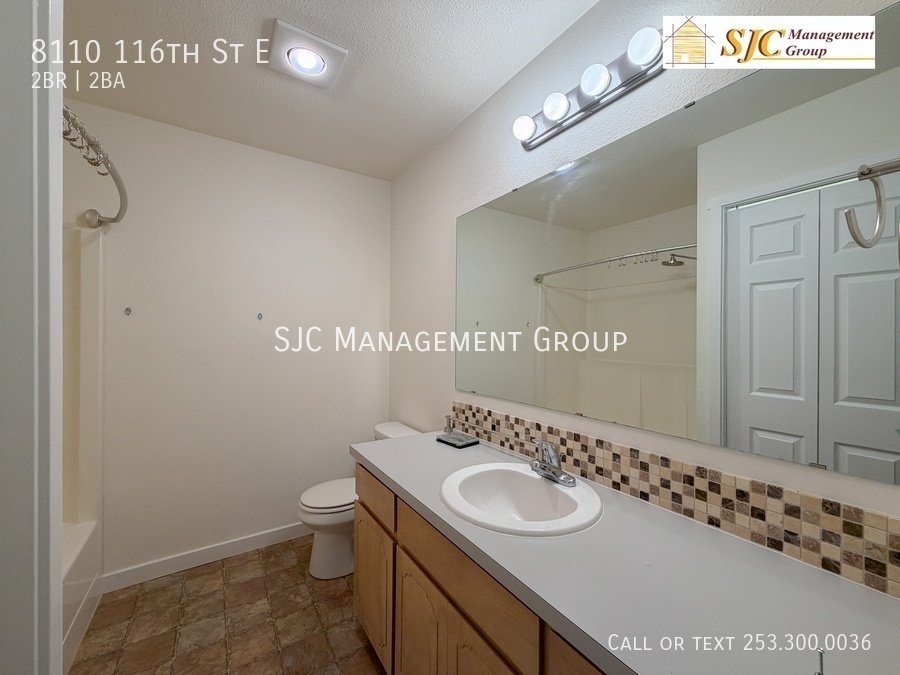 Two bedroom duplex for rent in Puyallup property image