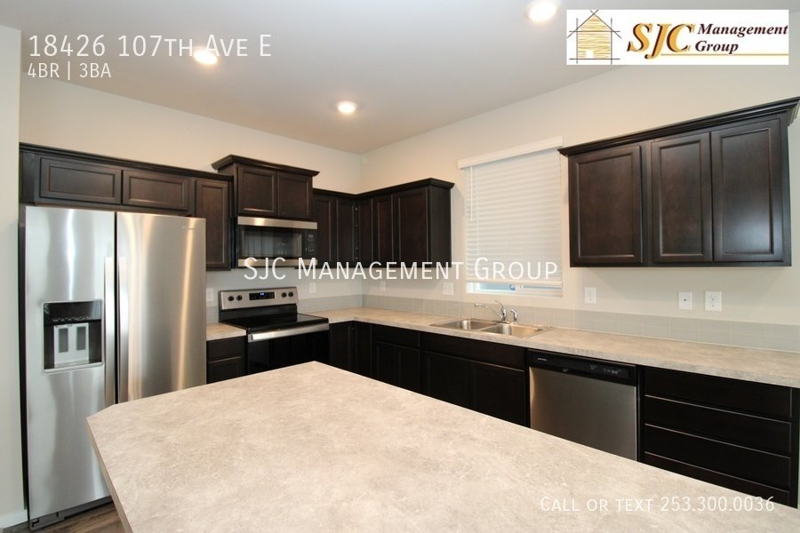 Newer 4 bedroom with large loft, home for rent in South Hill, Puyallup property image