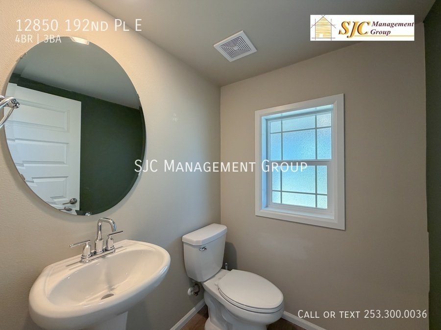 Four Bedroom 2.5 bath home for rent in Tehaleh property image