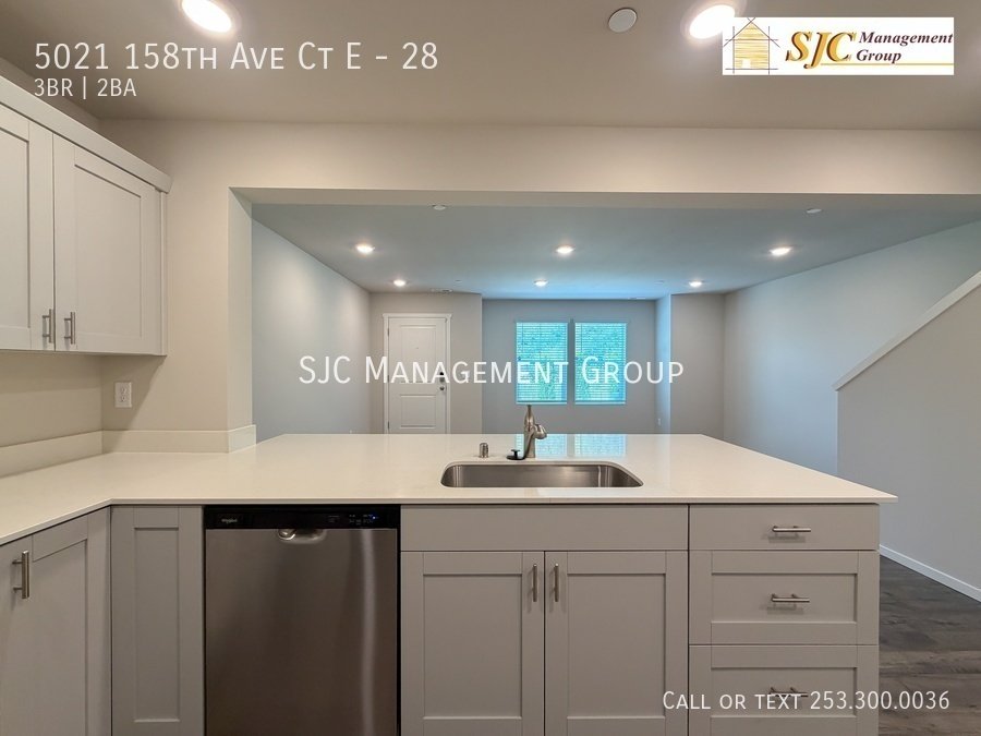 Three bedroom 2 bath Townhome for rent in Sumner property image