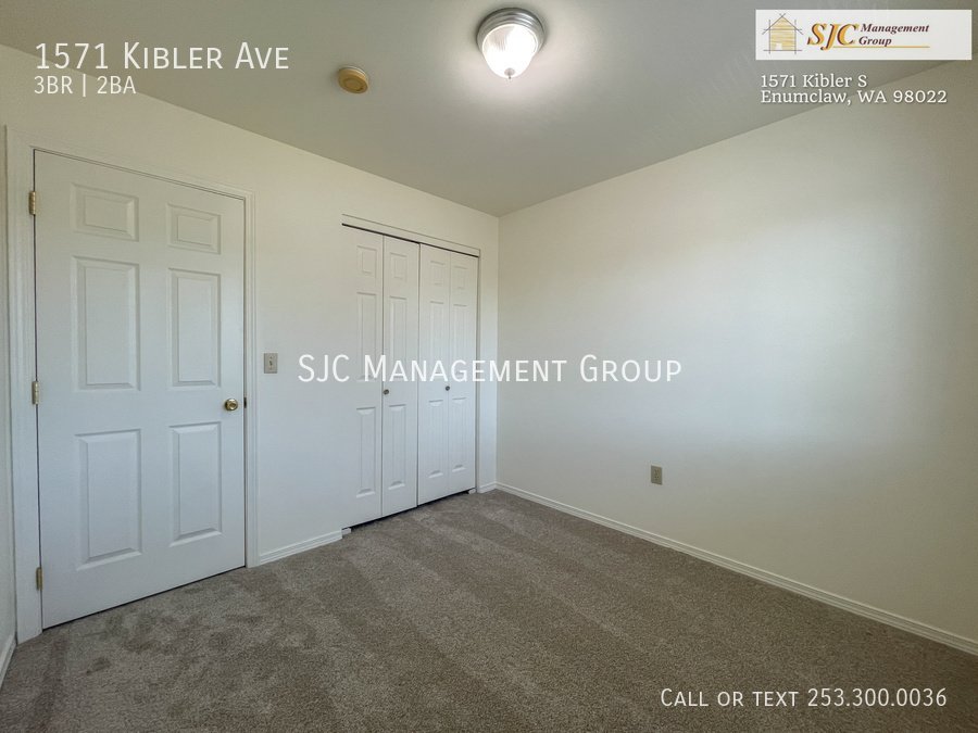 Feels Like New! 3 Bedroom/2 Bath Enumclaw Townhome property image