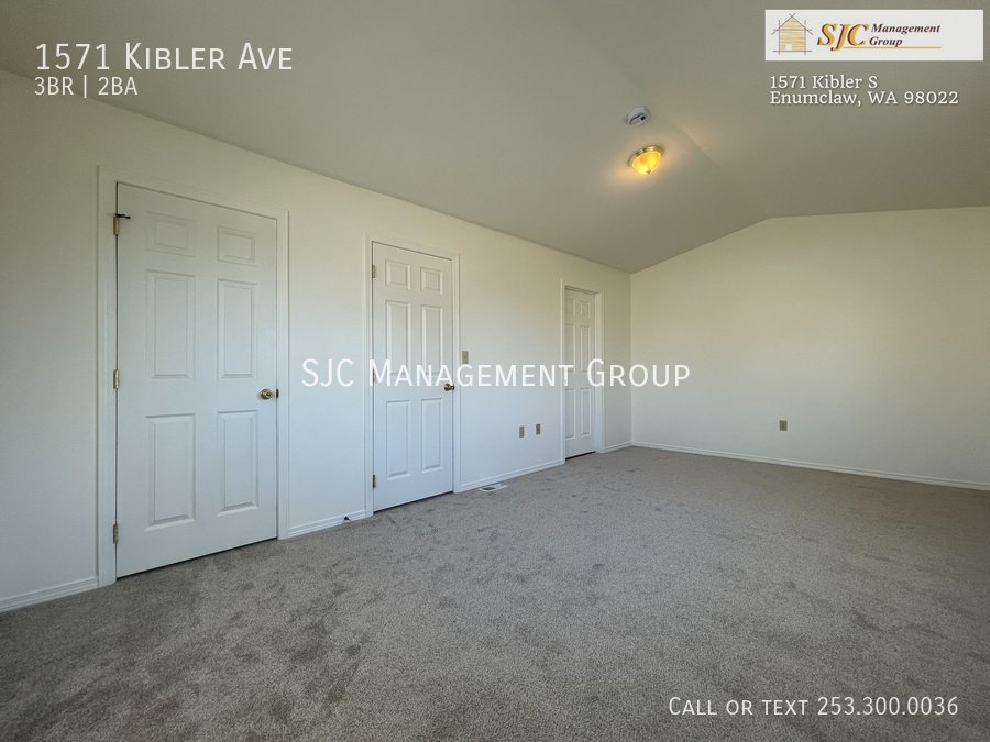 Feels Like New! 3 Bedroom/2 Bath Enumclaw Townhome property image