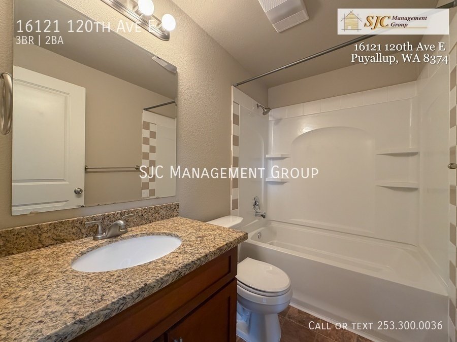 Lovely South Hill Rambler  3 bedrooms, Bonus Room +Huge yard! property image